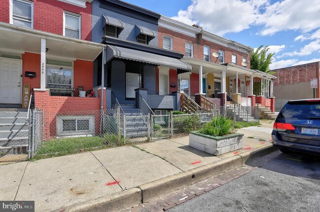 Building Photo - 2506 Lauretta Ave