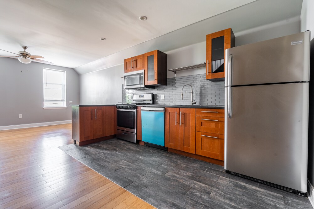 Foto principal - 1638 Parrish St