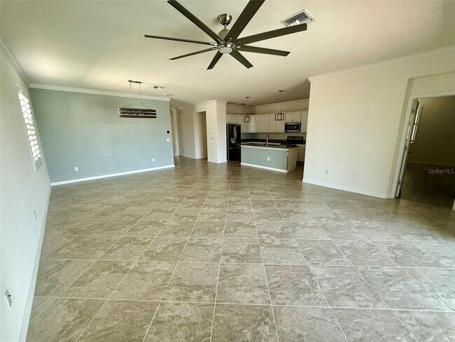 Foto del edificio - 15153 Spanish Point Dr