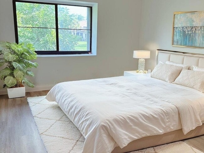 Foto del edificio - 3964 Cocoplum Cir