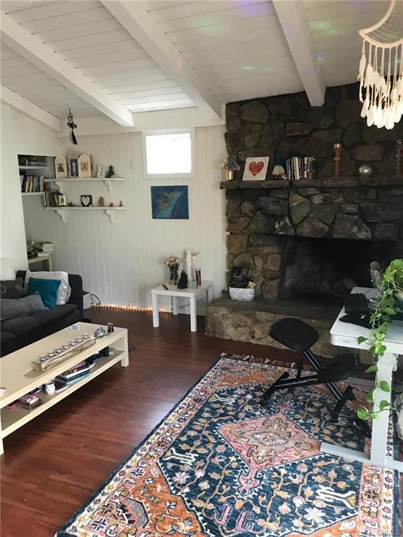 Building Photo - 5044 Newcastle Ave