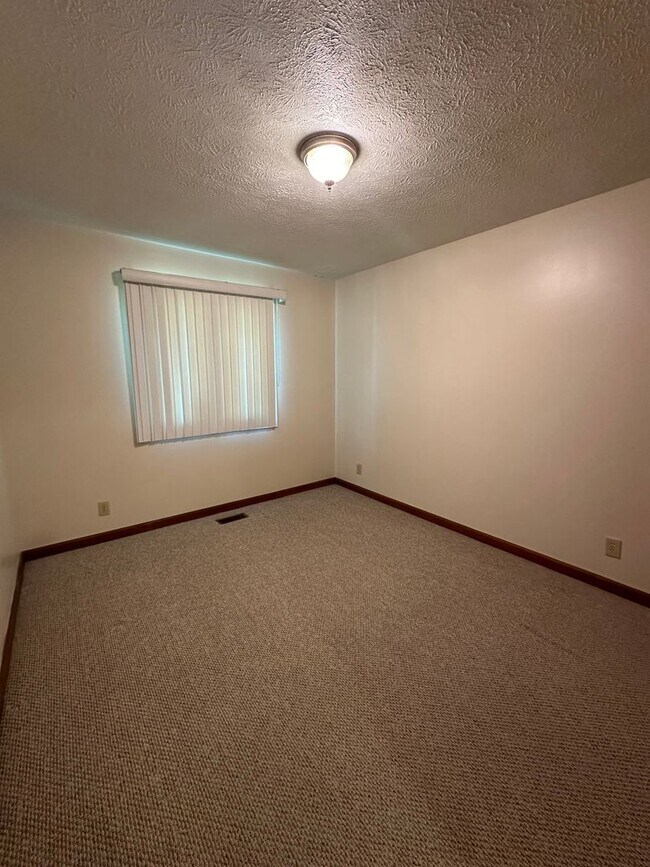 Foto del edificio - 14315-14317 W Heather Ln