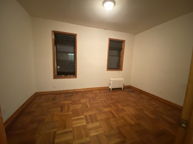 Foto del edificio - 302 Marine Ave
