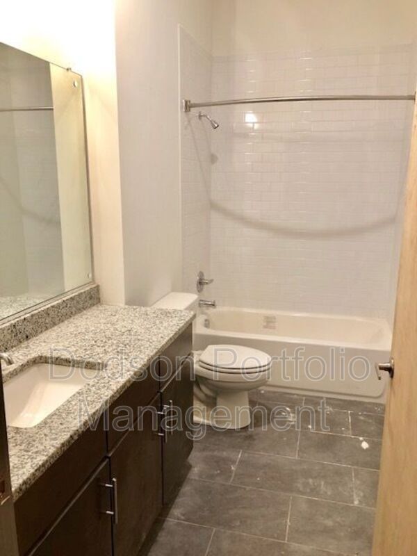 Foto del edificio - 205 N 3rd St