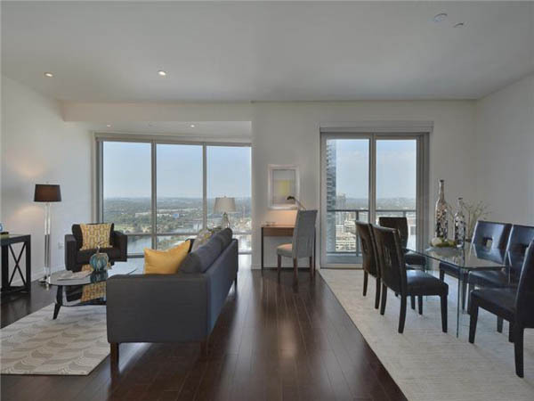 Primary Photo - Apartment for Rent