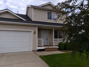 Building Photo - 443 E Dragonfly Dr