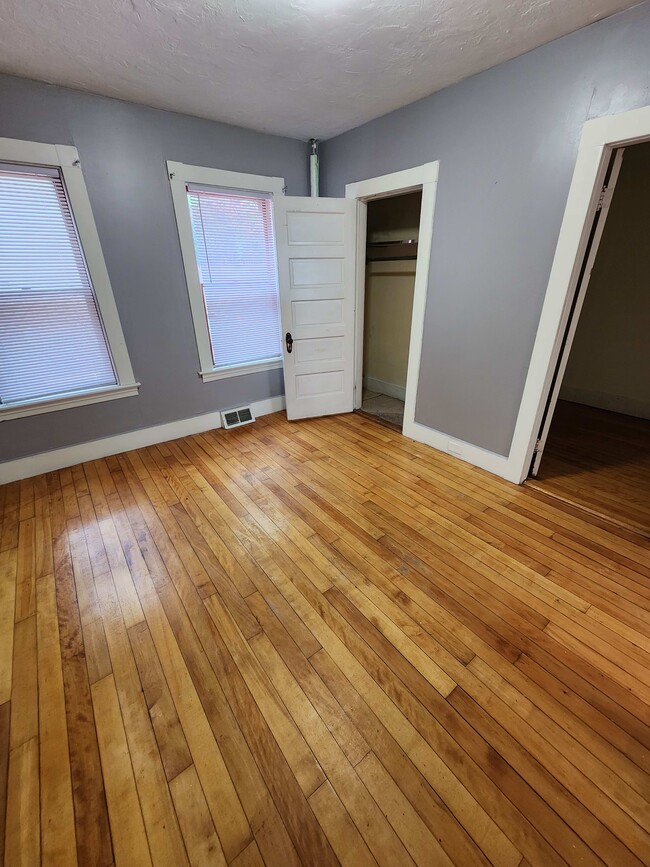 Bed 1 - 26 Eureka St