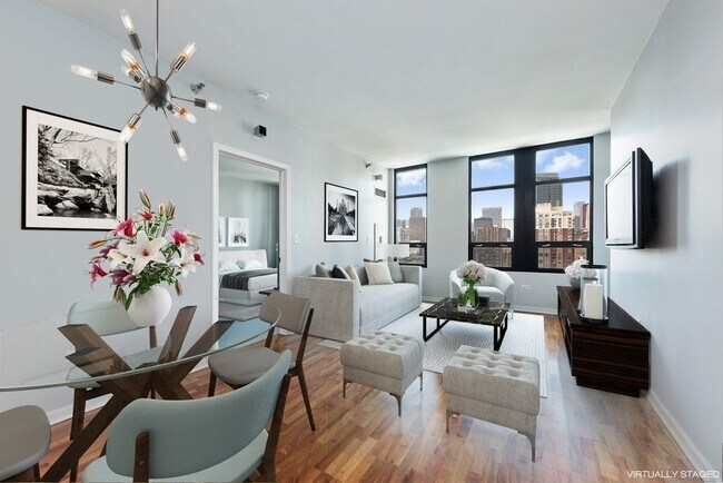 Living and Dining Room with City Views - 1255 S State St