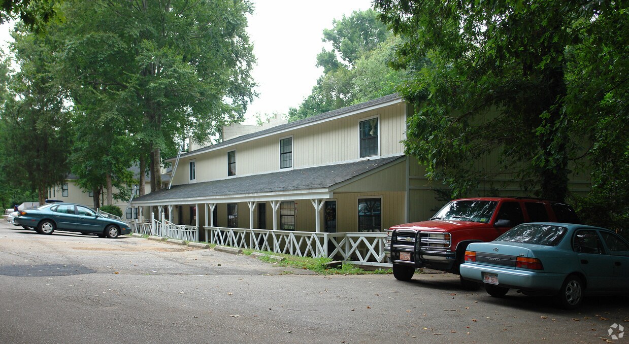 40304042 Arckelton Dr, Raleigh, NC 27612 Apartments in Raleigh, NC