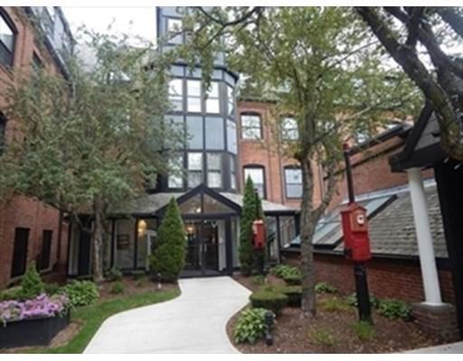 Building Photo - 2 bedroom in Quincy MA 02170