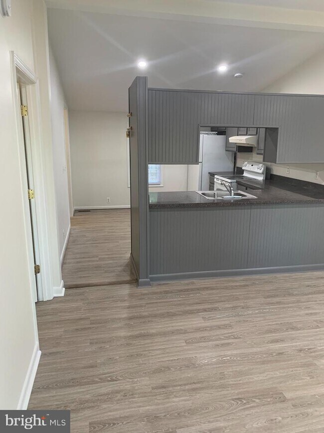 Foto del edificio - 7025 Lanes Corner Rd