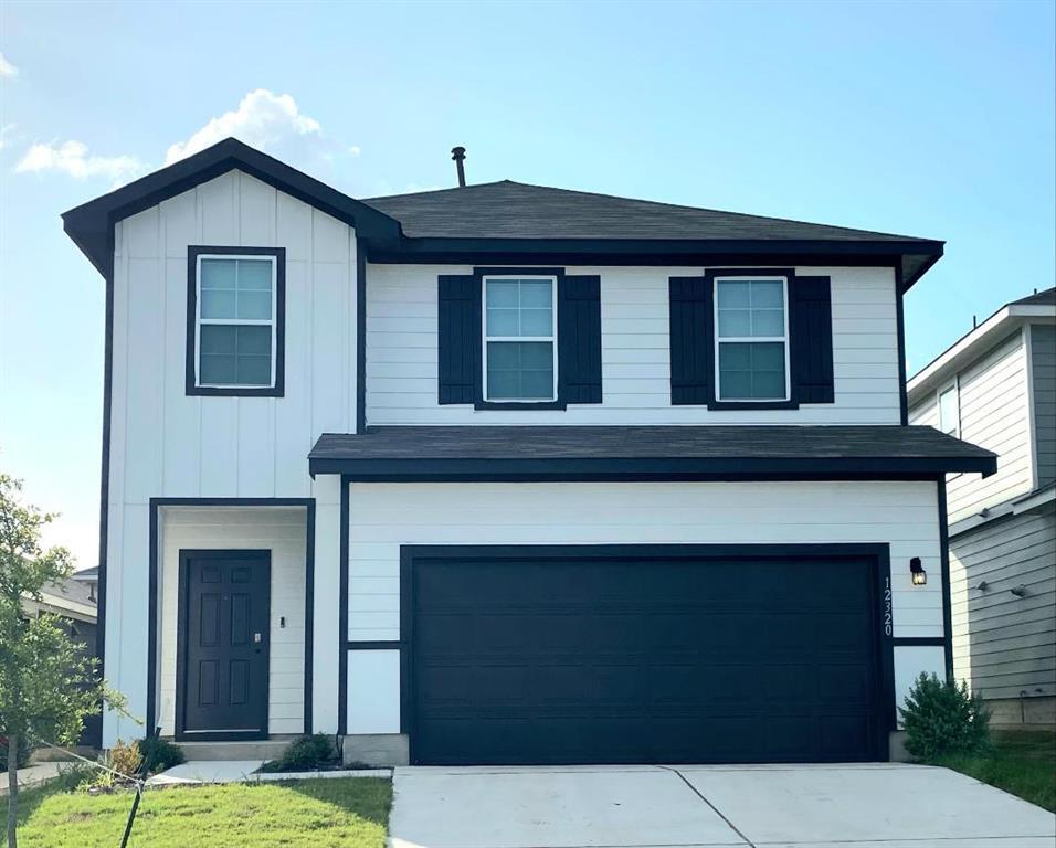Foto principal - 12320 Silversmith Ln
