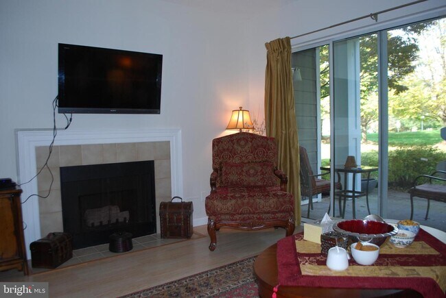 Foto del edificio - 20283 Beechwood Terrace