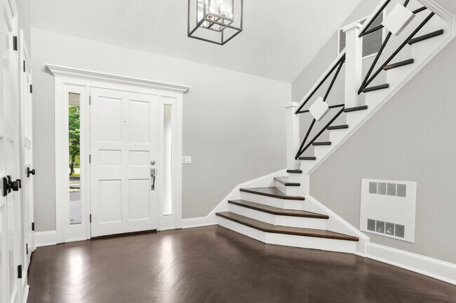 Foto del edificio - 6 Reynwood Manor