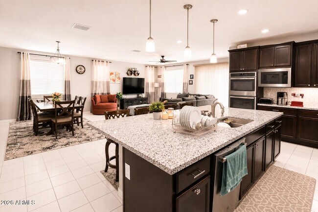 Building Photo - 9659 W Cashman Dr