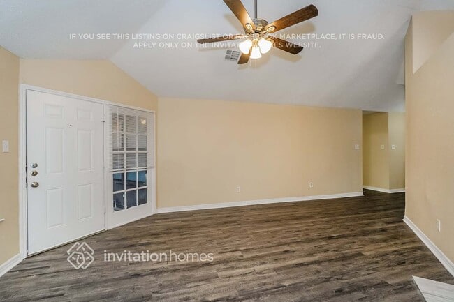 Building Photo - 1610 Autumn Breeze Ln