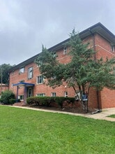 Building Photo - 14404 Gemstone Dr