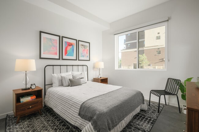 Building Photo - The Battery