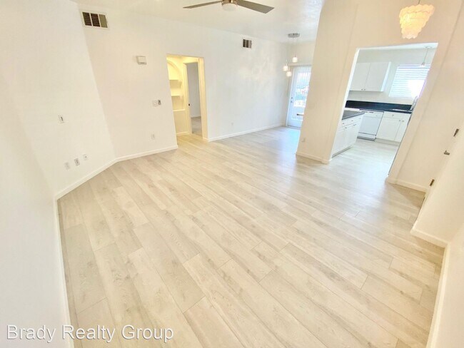 Foto del edificio - 2 br, 2 bath House - 10524 Pine Glen #102