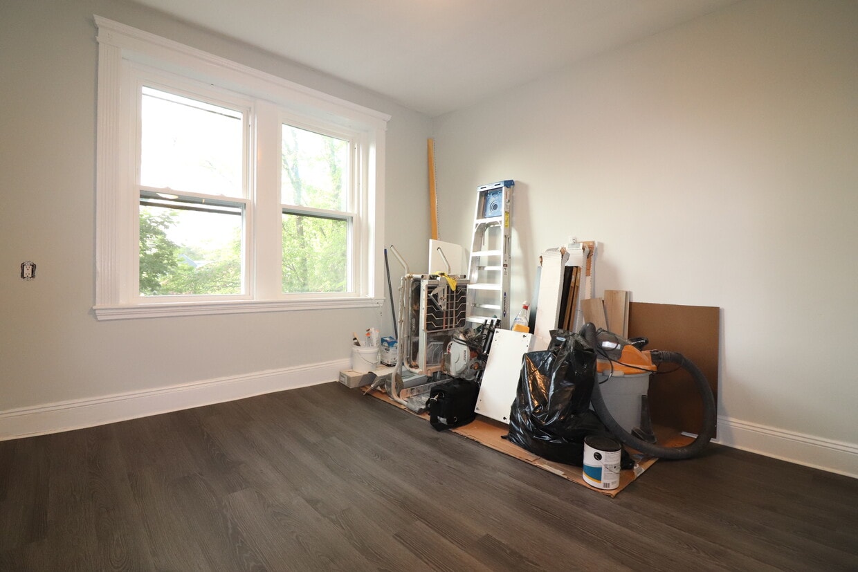 Primary Photo - 31 Orkney Rd