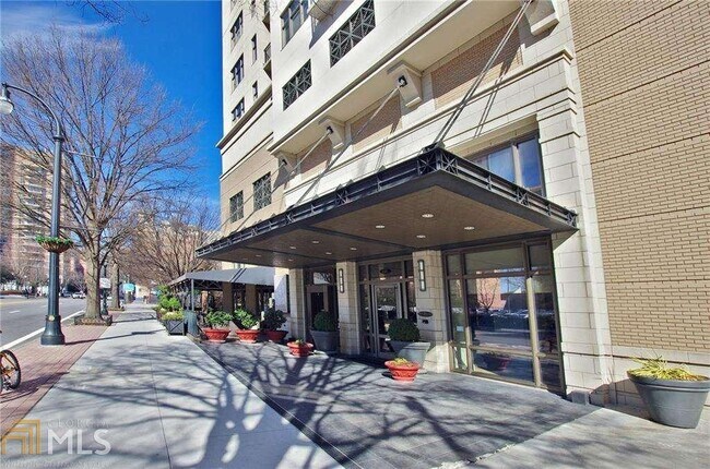 Foto del edificio - 565 Peachtree St NE