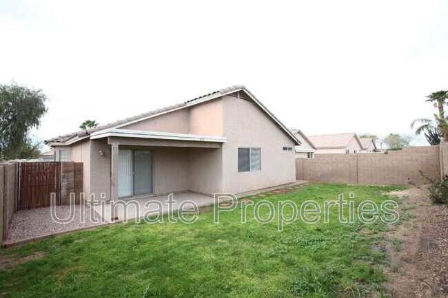 Building Photo - 13836 W Lundberg St