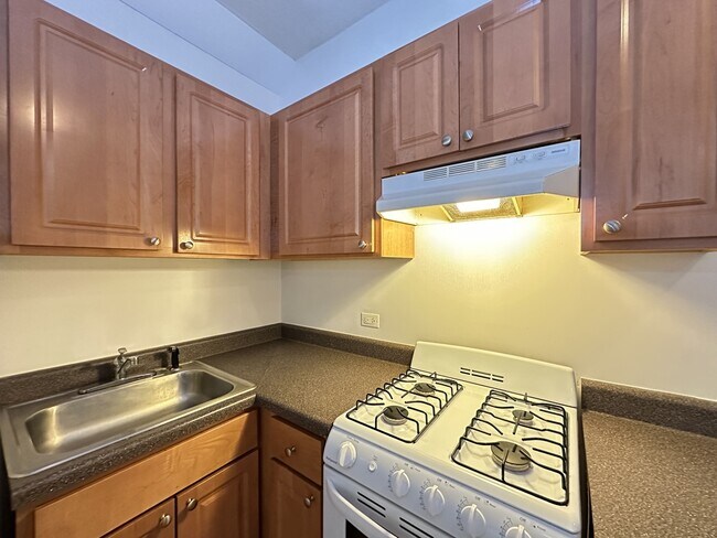 Foto del edificio - 1742 N Humboldt Blvd