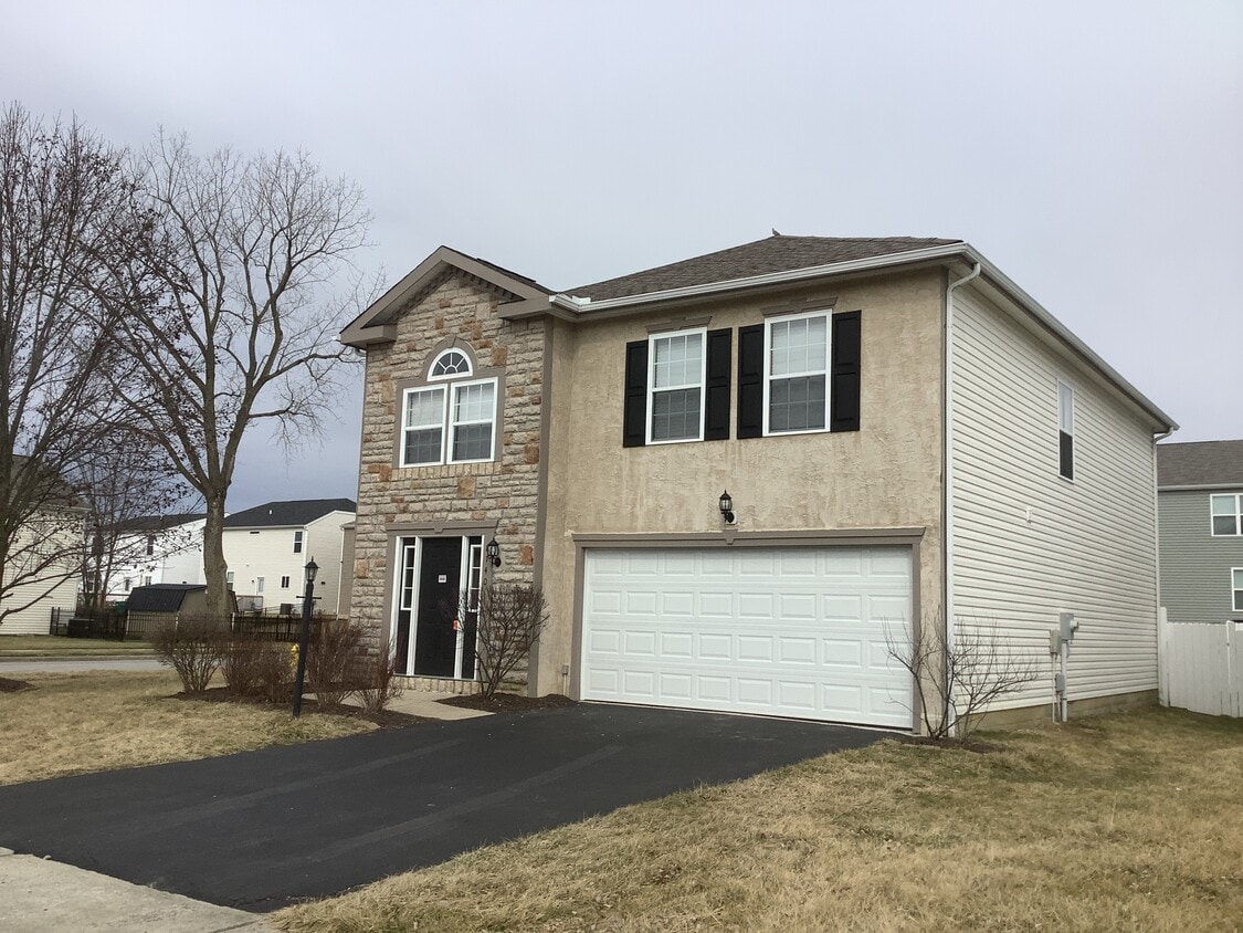 8740 Greylag Loop House for Rent in Blacklick, OH