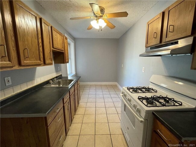 Building Photo - 70 Circular Ave