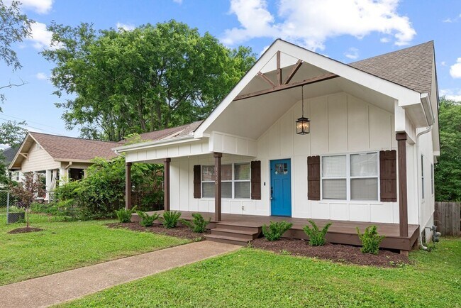 Building Photo - 1110 Stainback Ave