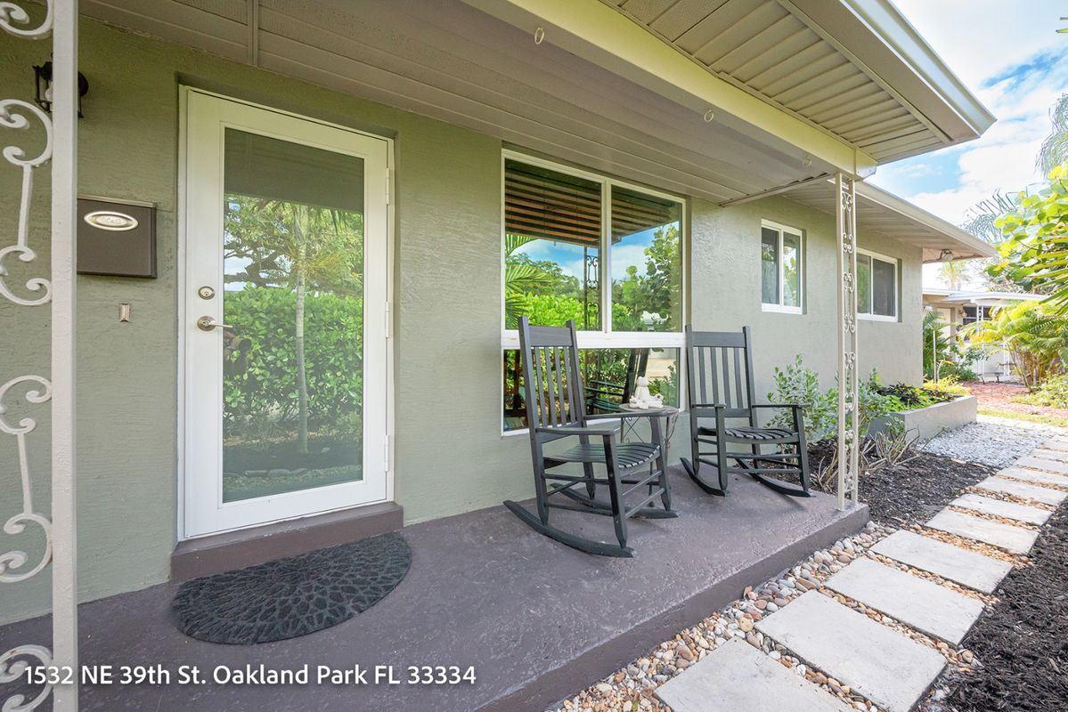 Foto principal - 1532 NE 39th St