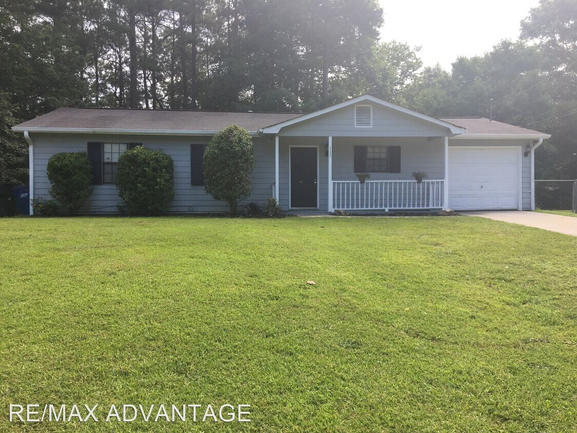 Primary Photo - 3 br, 2 bath House - 1172 Sheffield Ct