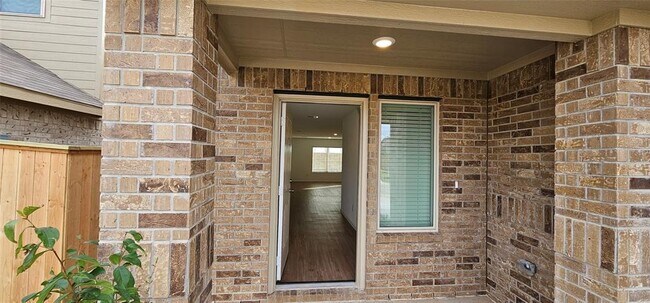 Building Photo - 26723 Paloma Blanca Dr