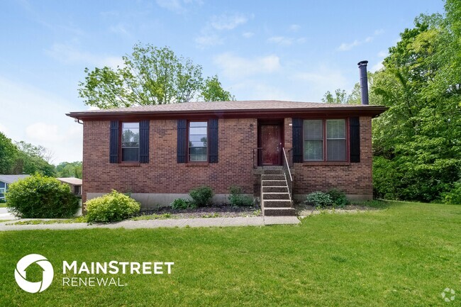 Building Photo - 5600 Wooded Lake Dr