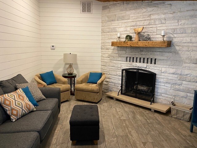 Asientos adicionales - 7 Melville Ln