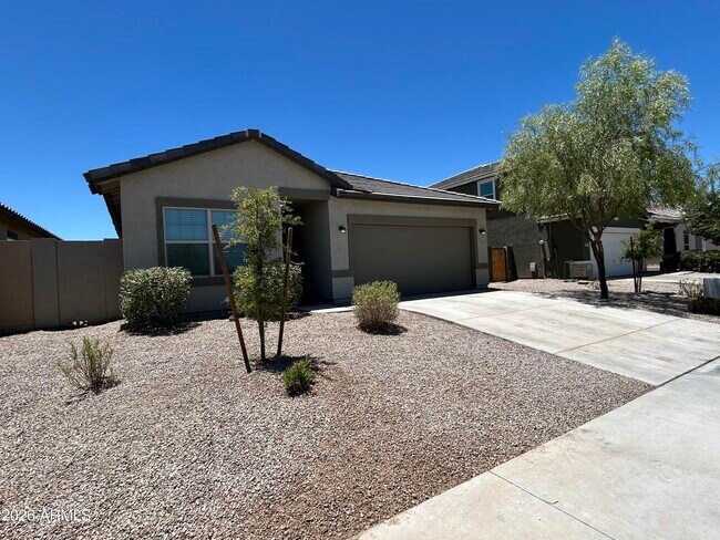 Foto del edificio - 6551 W Magdalena Ln