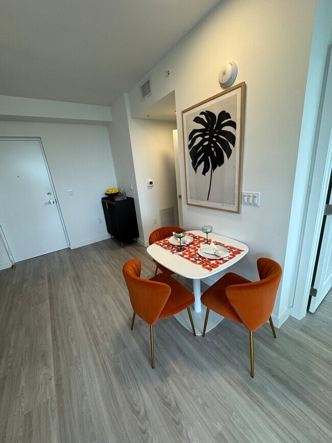 Foto del edificio - 1460 NW 35th St