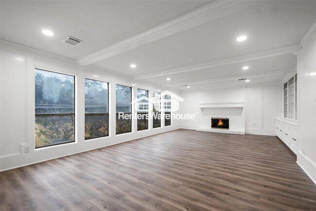 Foto del edificio - 16627 Aldenham Pl