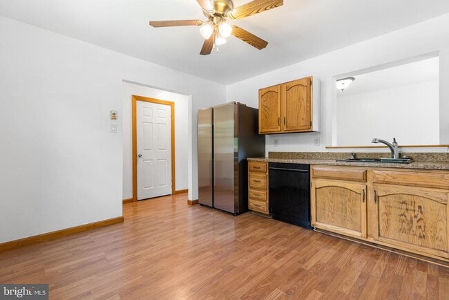 Foto del edificio - 172 Stirling Ct