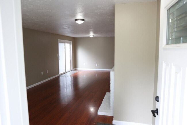 Foto del edificio - 1432 Kimtah Ct NE