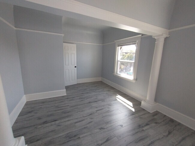 Foto del edificio - 3216 West St