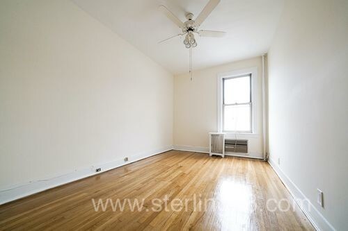 Foto del edificio - 14-31-31 31st Dr