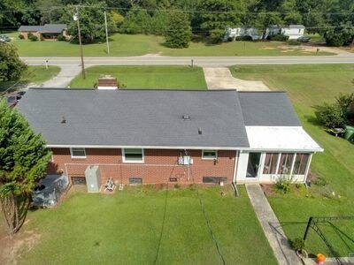 Building Photo - 1054 Memorial Park Rd