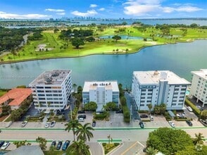 Building Photo - 9200 W Bay Harbor Dr