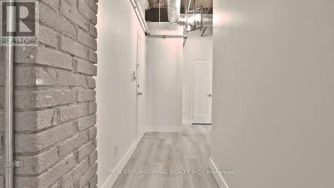 Building Photo - 34 Noble St