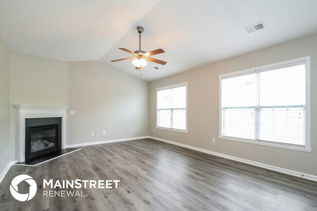 Building Photo - 4470 Weatherton Dr