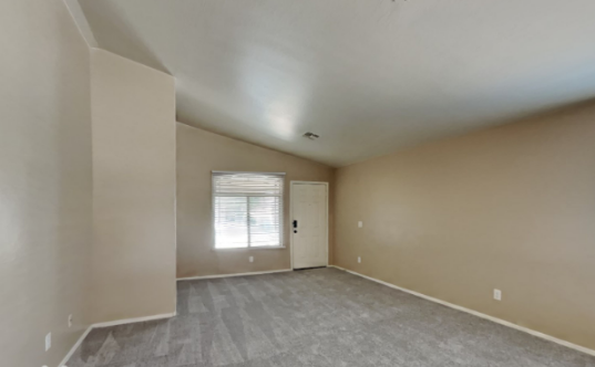 Building Photo - 36590 W San Clemente St