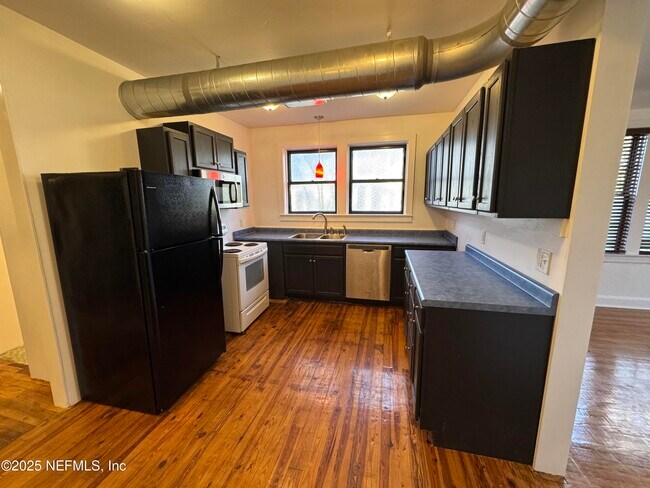 Building Photo - 2670 Post St