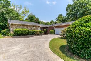 Building Photo - 3071 Westwood Rd