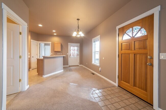 Foto del edificio - 17th St., 1127 NW - 01127-17TH-00